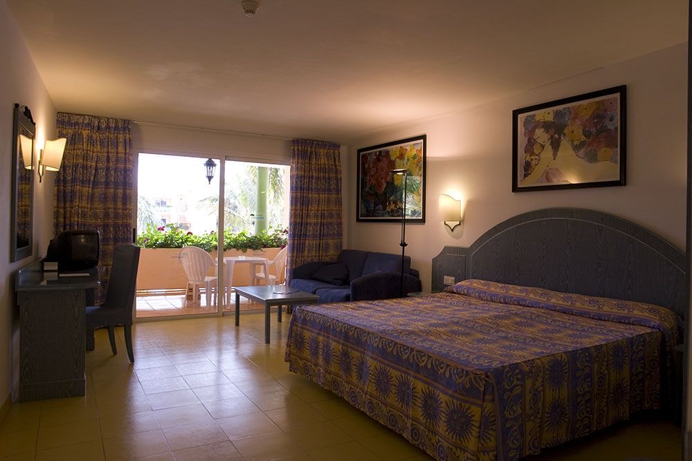 Club Hotel Drago Park Коста Калма Экстерьер фото